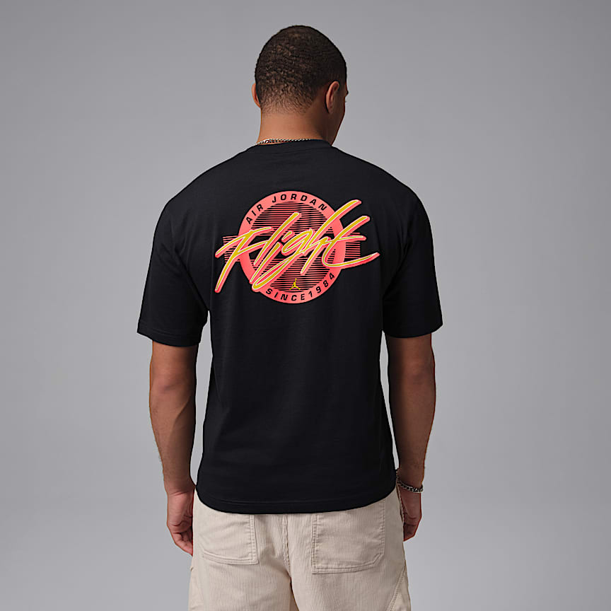 Jordan Flight Essentials Men's Oversized T-Shirt. Nike IL